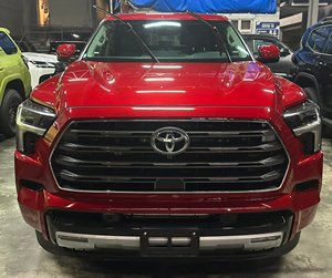 HUAXIA - Sequoia TRD Pro 2023 de Grado Industrial Usada con 3 Años de Garantía, Origen ALA - Product Image 2