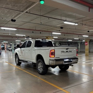 Camioneta Ram 2500 Laramie 2022 con Motor V8 de Alto Rendimiento - Product Image 2