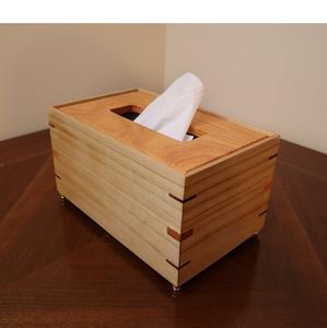 Caja de Madera para Pañuelos con Acabado Natural, Dispensador de Pañuelos Ecológico - Product Image 2