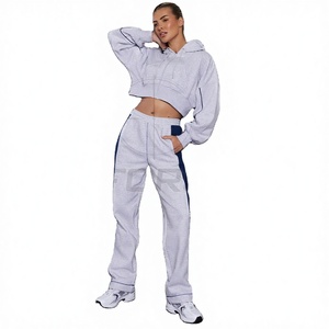 เสื้อฮู้ดครอปโอเวอร์ไซส์สำหรับผู้หญิง ผ้าฝ้ายผสมโพลีเอสเตอร์ 500 GSM ผ้าฟลีซอุ่นสบายสำหรับฤดูหนาว สไตล์สตรีทแฟชั่น รับผลิตตามแบบ OEM - Product Image 1