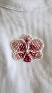 Breloques de sac de canard brodées de perles de rocaille élégantes pour sacs de luxe Breloque de sac de broderie perlée avec un design ethnique et artistique - Product Image 3