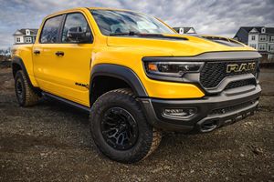 RAM 1500 TRX Edición HA-VOC 2023 SUPER LIMPIA, LISTA PARA ENVIAR - Product Image 2