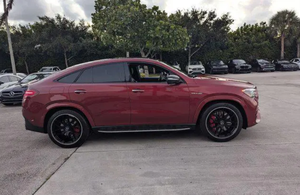 Voiture d'occasion luxueuse et abordable Mercedes-Benz AMG <span class=keywords><strong>GLE</strong></span> 63 S 4MATIC+ 2024 PRÊTE À ÊTRE EXPÉDIÉE DANS LE MONDE ENTIER - Product Image 4