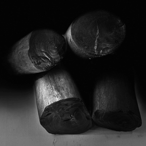 Carbón de barbacoa Halaban de Merades de Indonesia Carbón de calidad de lujo para asar Majlis y hospitalidad de alta gama - Product Image 1