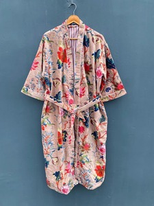Robe Kimono Longue en Velours à Imprimé Floral pour Homme et Femme - Product Image 5