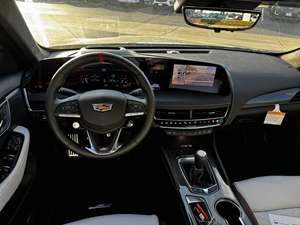 Cadillac CT5-V V-Series Blackwing Usado 2025 - Product Image 4