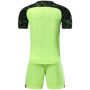 Impression d'uniformes de football personnalisés OEM Vêtements de football Ensemble de maillots de coupe du monde de football Ensemble respirant Uniforme de football personnalisé de qualité supérieure - Product Image 6