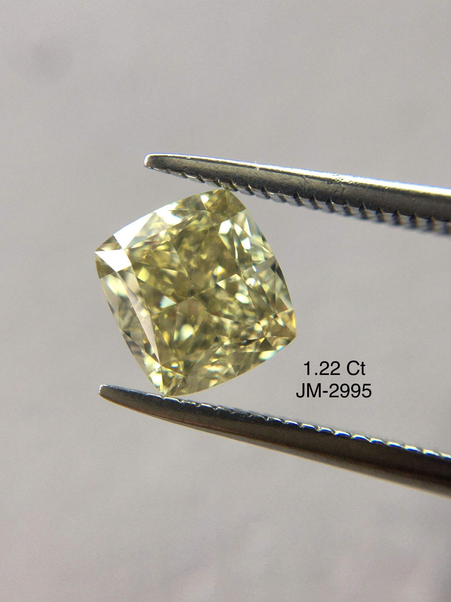 สีเหลือง