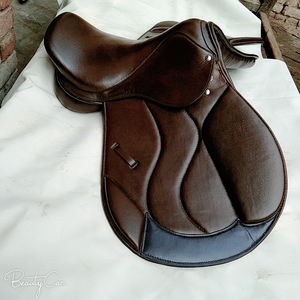 Cómodo Euro Cavall Industries Brown Horse Polo Sillín Cuero de vaca real con logotipo personalizado para un rendimiento óptimo - Product Image 5