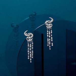 ต่างหูแฟชั่นรูปน้ำตกหมุนวน Jeulia - Product Image 3