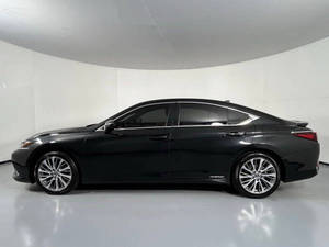 MEJOR OFERTA: Lexus ES 300-h 2020 USADO, 4 Puertas, Sedán, Volante a la Izquierda, Asientos de Cuero, Techo Solar, Sistema de Radio, Sistema de Datos, Eléctrico - Product Image 5