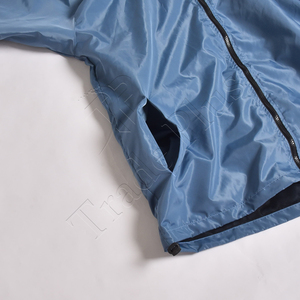 Fabricante al por mayor chaqueta Softshell para hombre personalizado transpirable impermeable cortavientos con capucha cierre de cremallera para la lluvia de invierno - Product Image 4