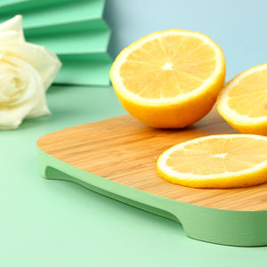 Planche à découper rectangulaire en bambou écologique - Planche de cuisine durable et non toxique - Product Image 2