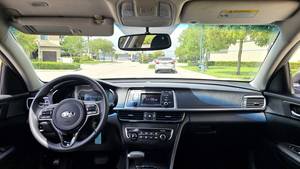 Kia Optima LX Sedán 2016, Caja de Cambios Automática/Manual, Motor Turbo de 8L, Asientos de Cuero, Cámara Trasera, R16, Volante a la Izquierda/Derecha - Product Image 5