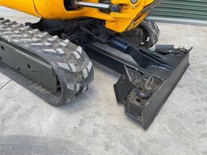 ซื้อรถขุดขนาดเล็ก JCB 8018 ปี 2013 แบบตีนตะขาบ สีเหลือง น้ำหนัก 1.8 ตัน เครื่องยนต์ 120 กิโลวัตต์ กำลังขุดสูง พร้อมอุปกรณ์ตักดิน - Product Image 2