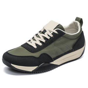 Scarpe da Passeggio Casual Atletiche Versatili da Uomo con Logo Personalizzato, Traspiranti, con Suola Spessa per Sneakers da Corsa - Product Image 3