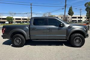 FORD F-150 RAPTOR 2020 d'occasion, conduite à gauche/droite - Product Image 2