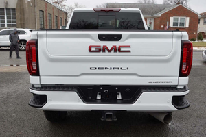 GMC Sierra 2500 H D 2023 para Cabina Doble, Turbo, Tracción en las Cuatro Ruedas, Volante a la Izquierda, Autonomía de 501-600 km, Motor de 100-150 kW, Bajo Kilometraje, Envío Inmediato - Product Image 3