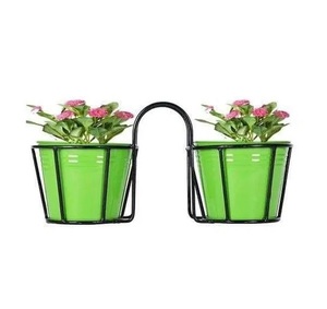 Support de pot de jardinière en métal pour balcon grill suspendu utilisation design supérieur support de pot de jardinière en métal solide meilleur prix - Product Image 1