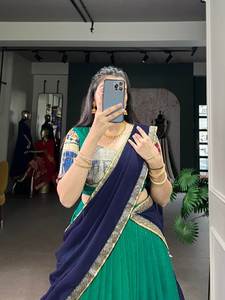 Estilo moderno Timeless PolyChanderi Lehenga con delicadas rayas ZariStripes mejoradas con impresiones KalamKari Productos de tendencia - Product Image 6