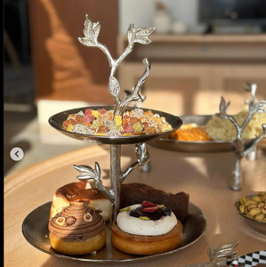 Bols et plateaux en métal modernes de luxe pour la décoration de la maison, cadeaux de Diwali - Bols à salade, fruits, noix - Product Image 1