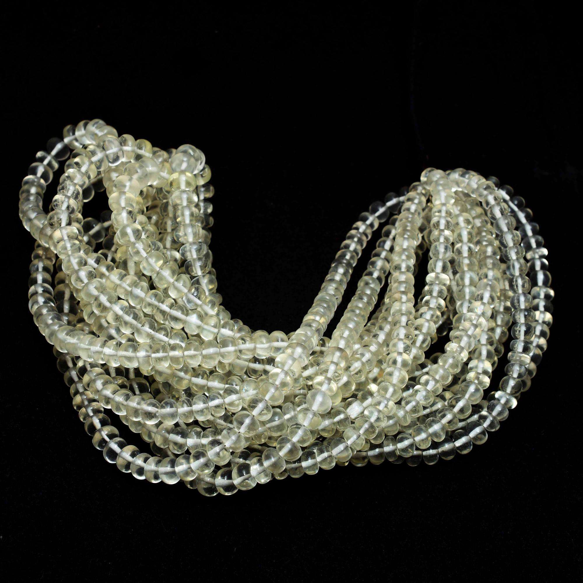 สีเหลือง