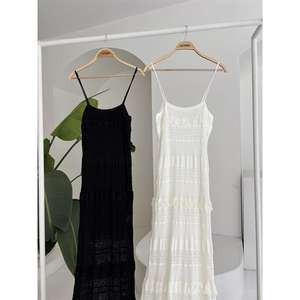 Vestido Regina con Detalles de Encaje Transpirable 2754-01 - Product Image 4