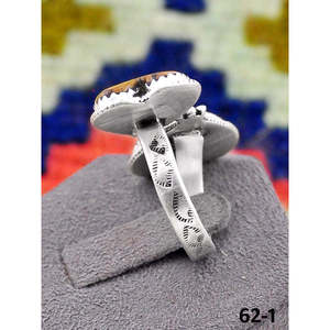 Bague artisanale en argent sterling et pierre précieuse noire du sud-ouest avec sertissage clos en pierre naturelle pour usage quotidien - Product Image 2
