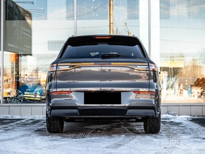 G l l L Y EV5 AWD SUV 2025 con Batería de Litio, Neumáticos R18, Asientos de Cuero, Techo Panorámico, Asientos Eléctricos de 110kWh+ - Product Image 2