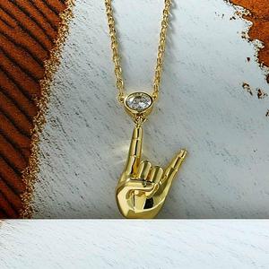 สร้อยคอเงินแท้รูปงูพร้อมจี้รูปท่าทางร็อคแอนด์โรลของ Jeulia - Product Image 5