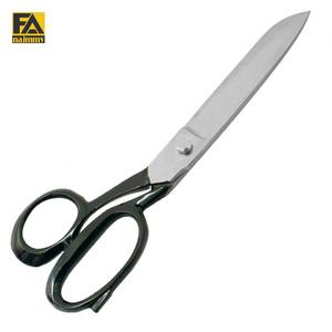 Tijeras de Peluquería de Alta Calidad para Zurdos con Mango Recubierto en Negro - Product Image 1