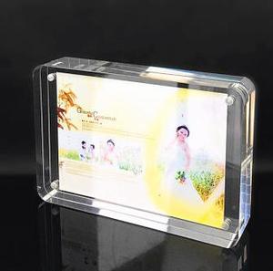 Cadres photo en acrylique double face autoportants de qualité supérieure avec fermeture magnétique: solution d'affichage transparente polyvalente pour les souvenirs - Product Image 5