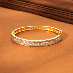 คิวบิกเซอร์โคเนีย Kada พร้อมสีดำโรเดียมชุบสองสีเลียนแบบ - Product Image 2