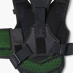 Protector de pecho con acolchado interior suave para máxima protección Protector de pecho de ajuste ajustable para hombres y mujeres - Product Image 5