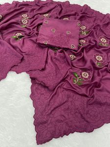 ชุดส่าหรีพิมพ์ลายสไตล์อินเดียที่ทันสมัยที่สุดชุดปาร์ตี้สุดพิเศษชุดสตรีชนเผ่า - Product Image 2