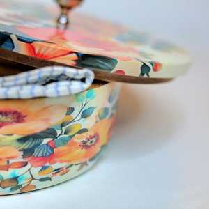 Caja de Chapati de madera ecológica de calidad superior 100% con decoración de grabado de mesa de madera de acacia de aluminio - Product Image 5