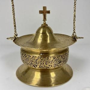 Quemador de incienso de latón colgante de Aura Celestial DivineFume de vaticanMist, incensario de acabado antiguo para rituales de la Iglesia y adoración sagrada - Product Image 1
