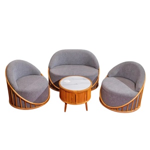Ensemble de canapé de salon en bois avec 3 sièges coussins et table ronde en pierre appartement de villa avec matériau de remplissage en éponge au latex - Product Image 2
