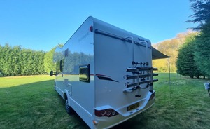 Autocaravana Económica 2019 Gris Euro 5 para 4-6 Personas, Viajes Familiares de Lujo con Piso Acrílico y Capacidad de Carga de 3600 kg - Product Image 5