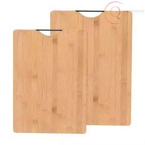 Planche à découper en bois fiable, écologique et antibactérienne pour légumes, fruits et viande, compatible lave-vaisselle, ustensile de cuisine - Product Image 1
