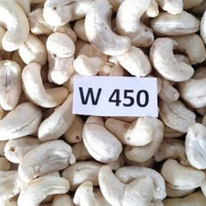 เมล็ดมะม่วงหิมพานต์ดิบ W450 แท้ 100% สดใหม่ อุดมด้วยสารอาหาร อร่อย คุณภาพสูง บรรจุกล่อง 20 กก. ขายส่ง ราคาถูก - Product Image 1