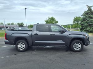 4WD มือสอง2025 toyotaaaa ทุนดรา SR5 crewmax Cab - Product Image 4