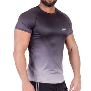 เสื้อยืดแฟชั่นใหม่น้ำหนักเบาผ้าแห้งเร็วและเบาออกแบบได้เองสำหรับใช้ออกกำลังกายกลางแจ้ง - Product Image 5