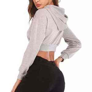 Top corto de alta calidad para mujer, diseñado para amantes de la moda moderna que buscan comodidad y estilo juntos. - Product Image 3