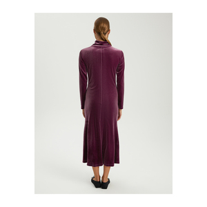 Robe de soirée maxi en velours à col roulé BGN - Turquie - Product Image 6