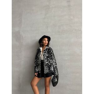 TOPSHOW K-SIRTLAN Haut en tricot pour adulte avec motif hyène, mélange coton-polyester confortable, design décontracté élégant - Product Image 2