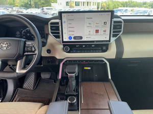 Toyota Tundra 2023 en Perfecto Estado - Product Image 3