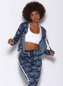 Vente en gros de sweat à capuche signature pour femmes camouflage bleu vif personnalisé sweats à capuche respirants anti-rides pour femme sweat à capuche zippé pour entraînement de gymnastique - Product Image 3