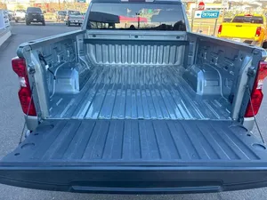 CHEVROLET SILVERADO 1500 LT 2023 USADO, Volante a la Izquierda/Derecha - Product Image 4