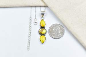 Pendentif en argent sterling turquoise Dahlia miel fait à la main avec chaîne réglable de 16 pouces cadeau de bijoux unique - Product Image 5